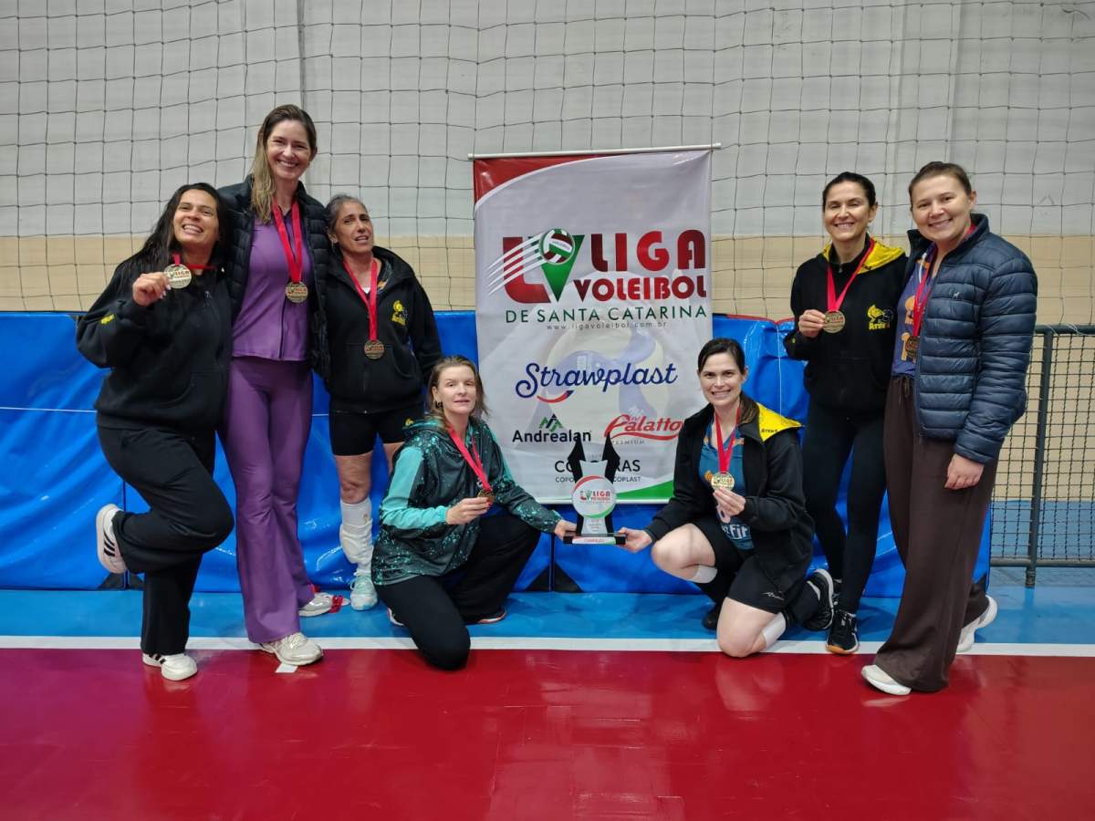 ATENA � Campe� do Master Feminino